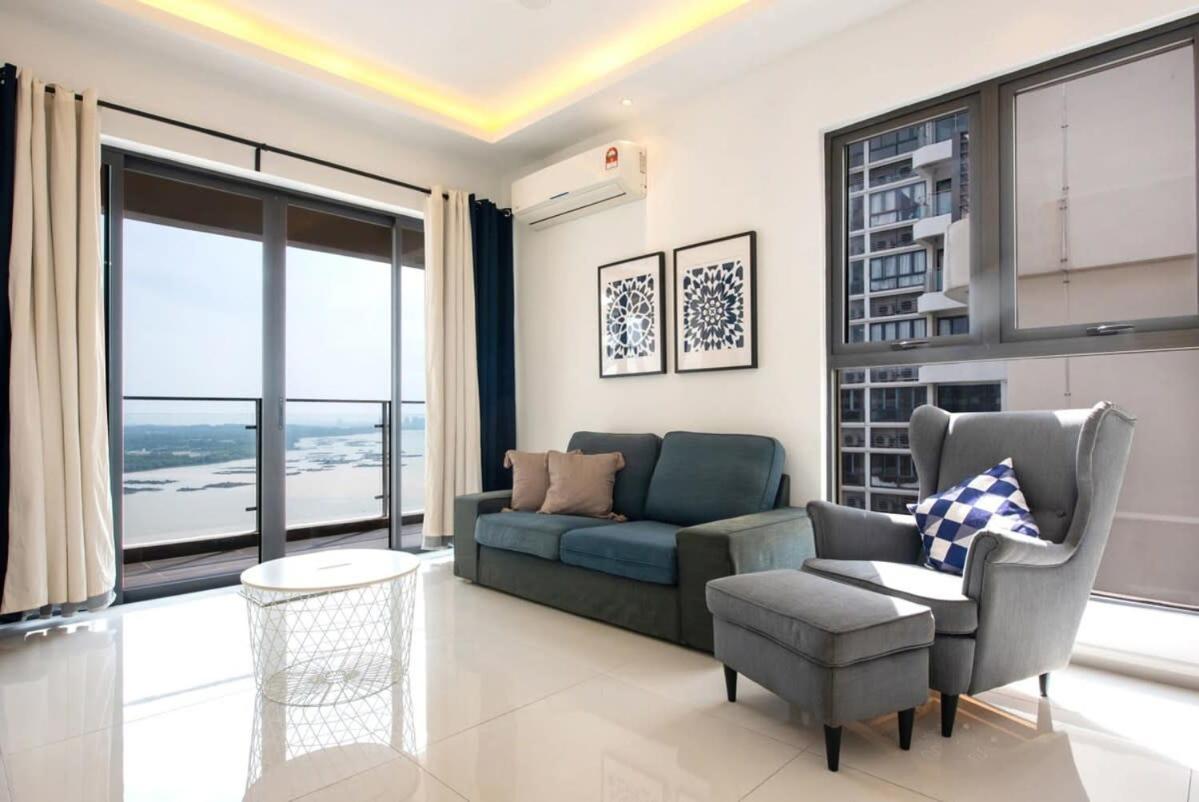 Comfy 3Br Apt In Danga Bay Free Parking Sea View ジョホールバル エクステリア 写真